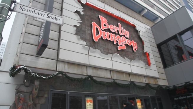 go to Wurst und Exitus: 'Berlin Dungeon' mit neuer Show